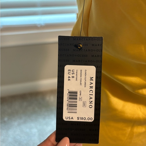 Guess Marciano dress - Picture 3 of 5